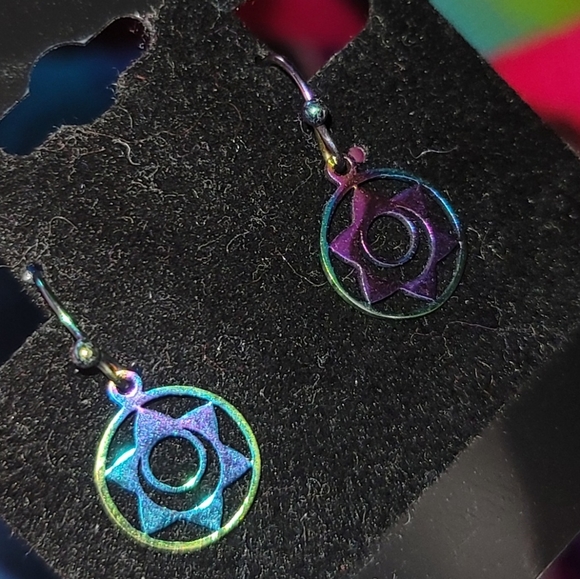 Sacred Geometry Sacred Chakra Symbol Rainbow Earrings - Picture 3 of 4